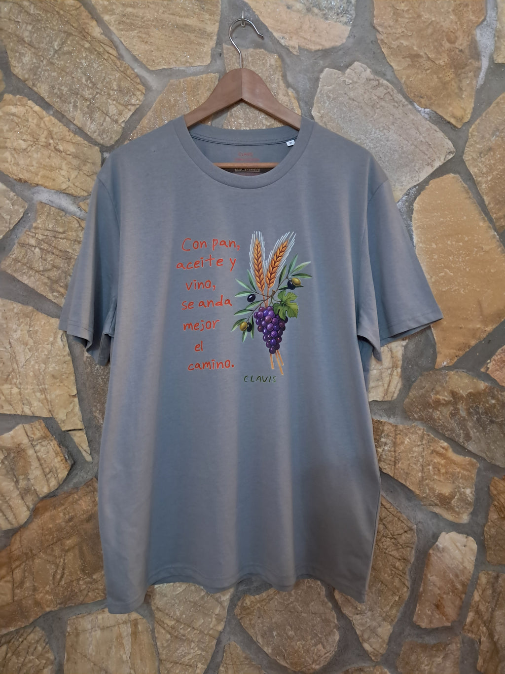Pan aceite y vino — Camiseta Premium De Estilo Rural. Algodon Organico.