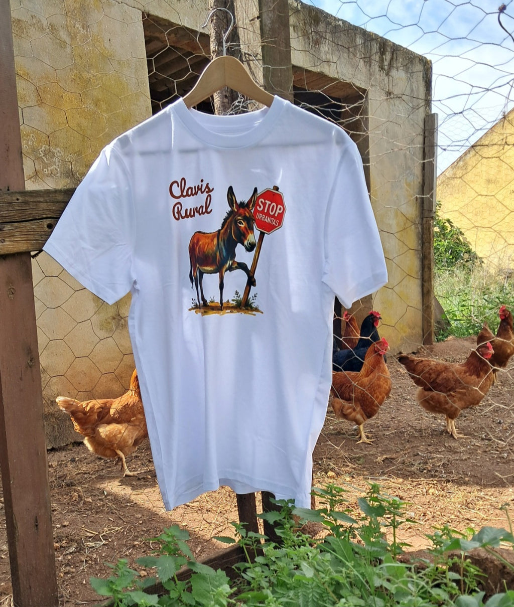 Stop urbanitas — Camiseta Premium De Rebeldia Rural. Algodon Organico.