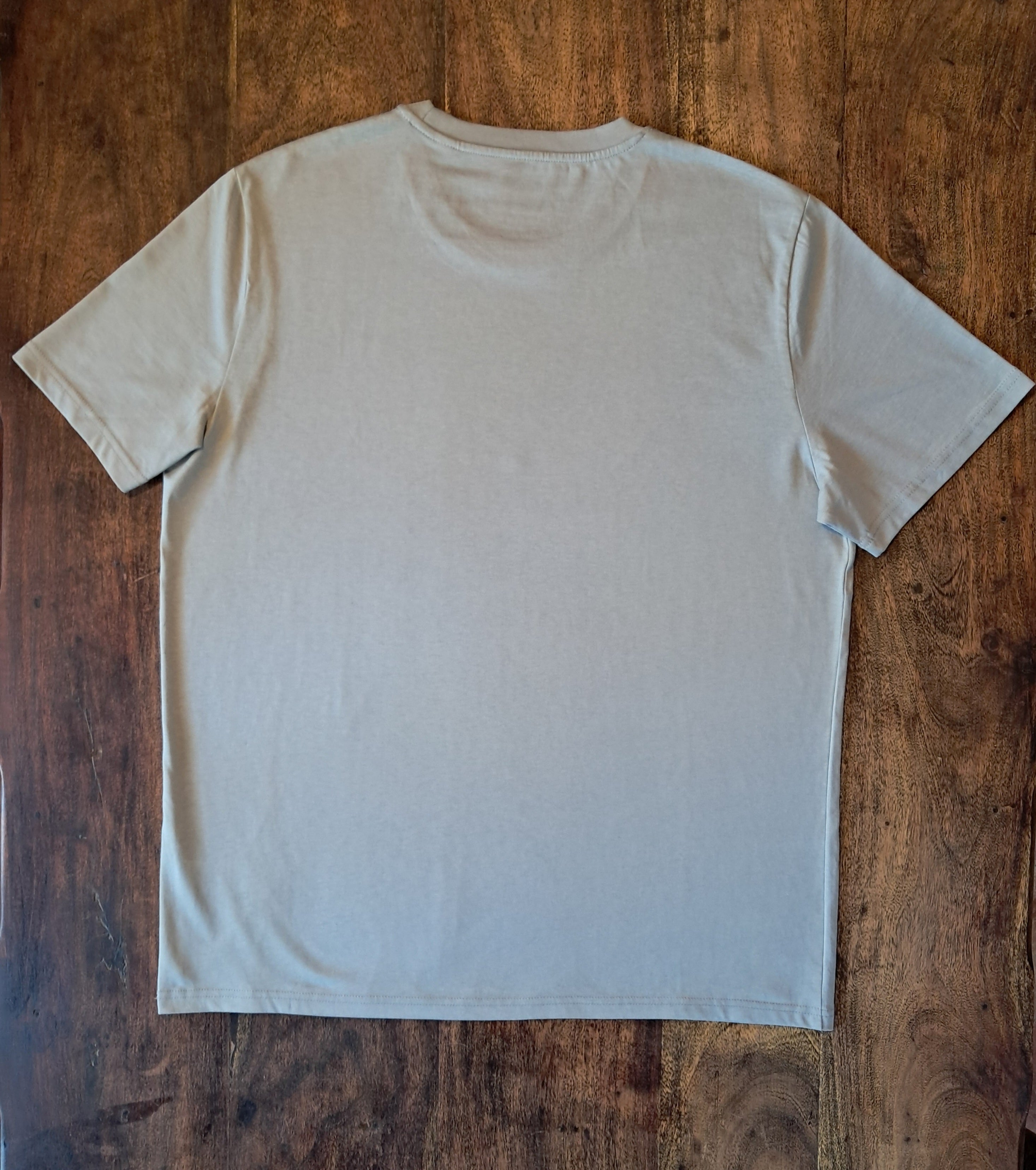 Artesano — Camiseta Premium Artesania Viva. Algodon Organico.