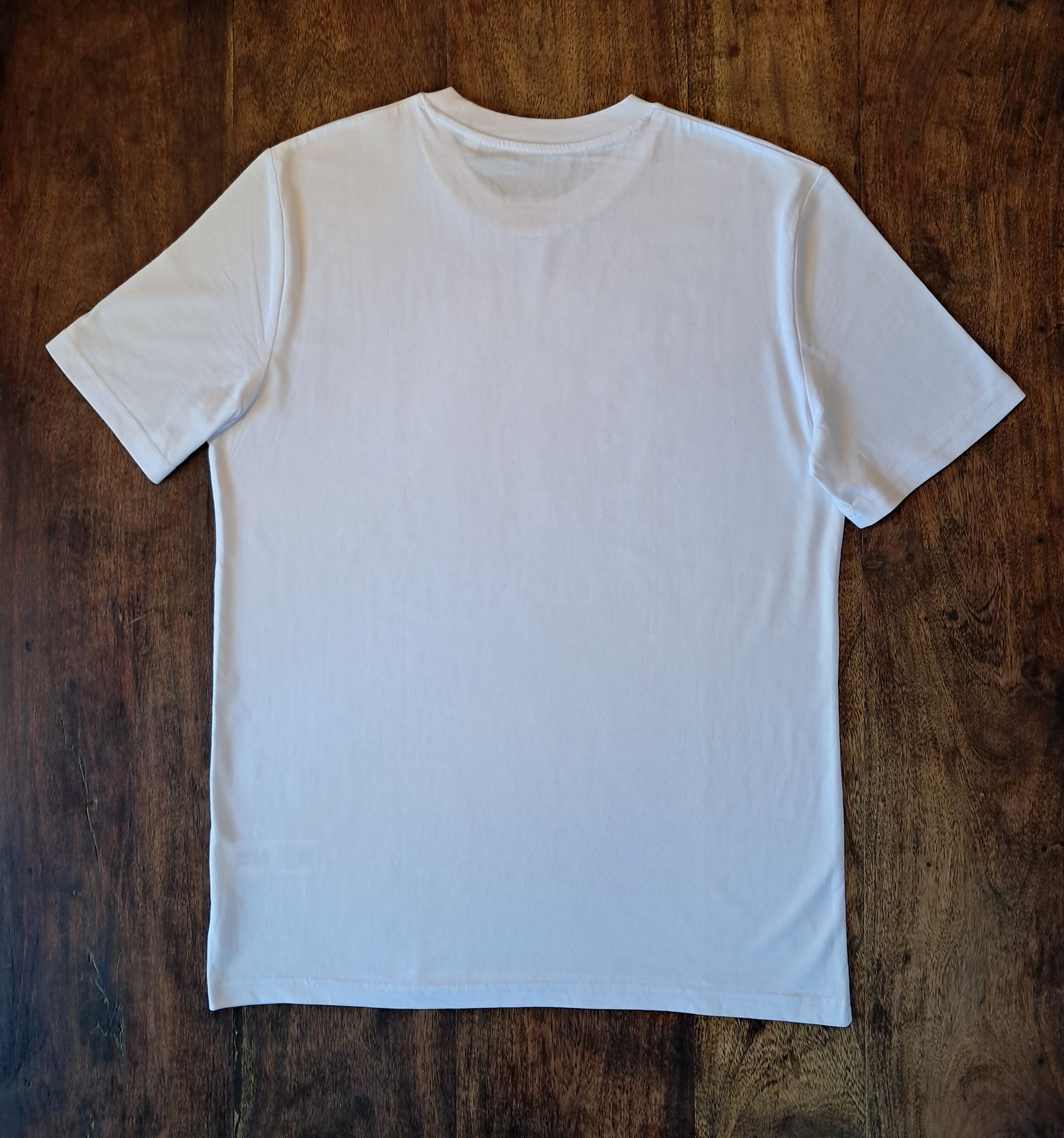 Sin complejos — Camiseta Premium de Diseño Rural. Algodon Organico.