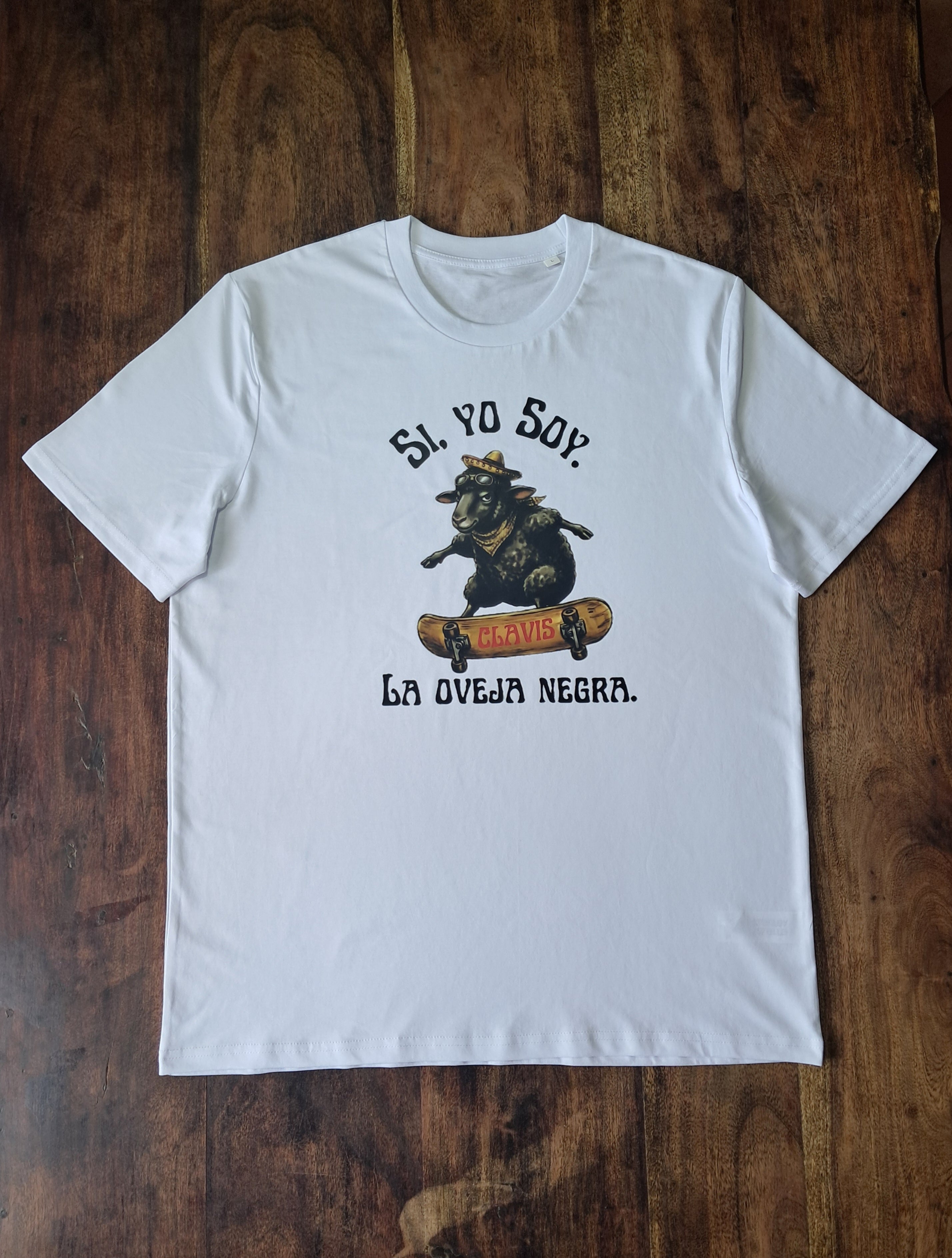 Oveja Negra — Camiseta Premium De Estilo Rural. Algodon Organico
