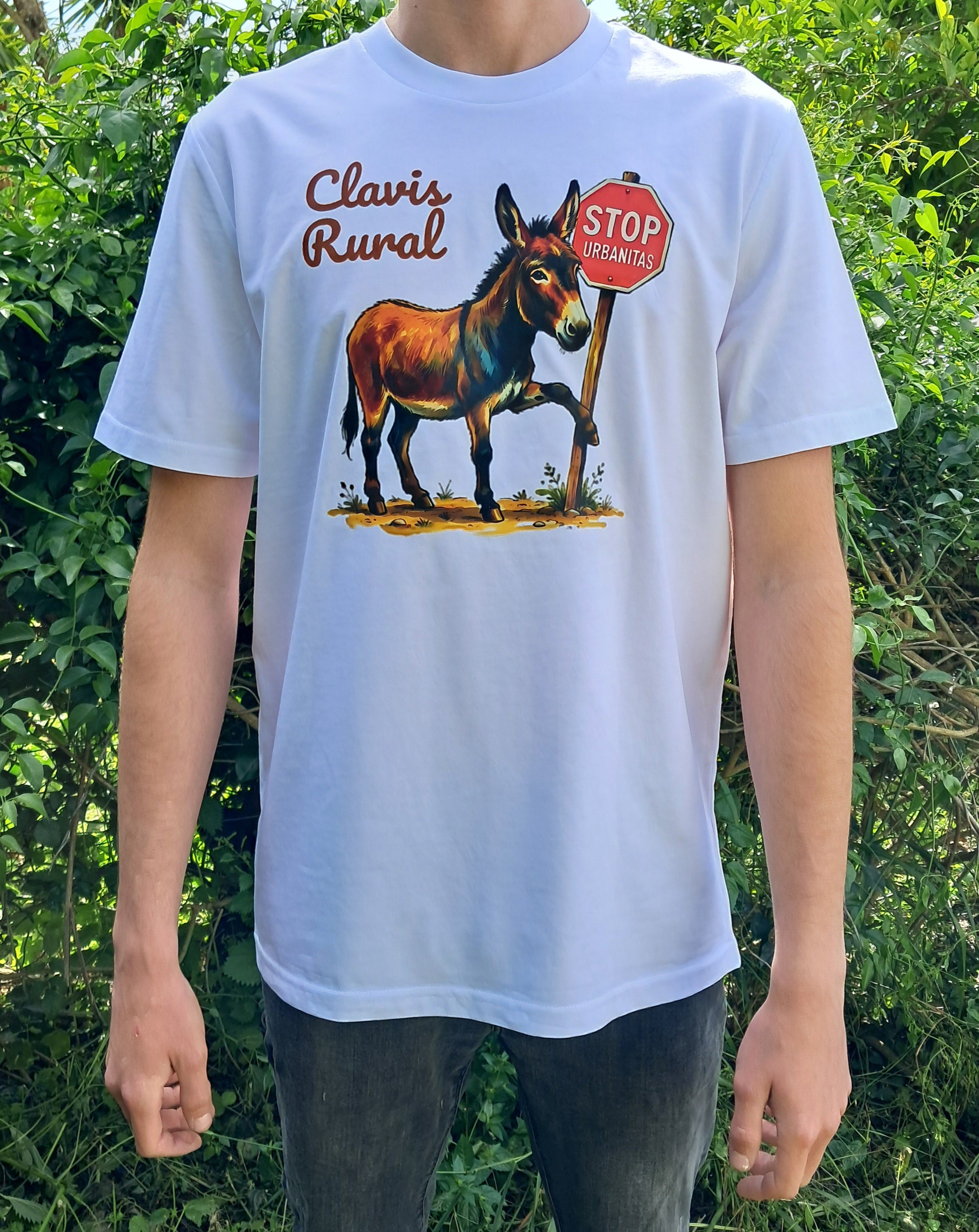 Stop urbanitas — Camiseta Premium De Rebeldia Rural. Algodon Organico.
