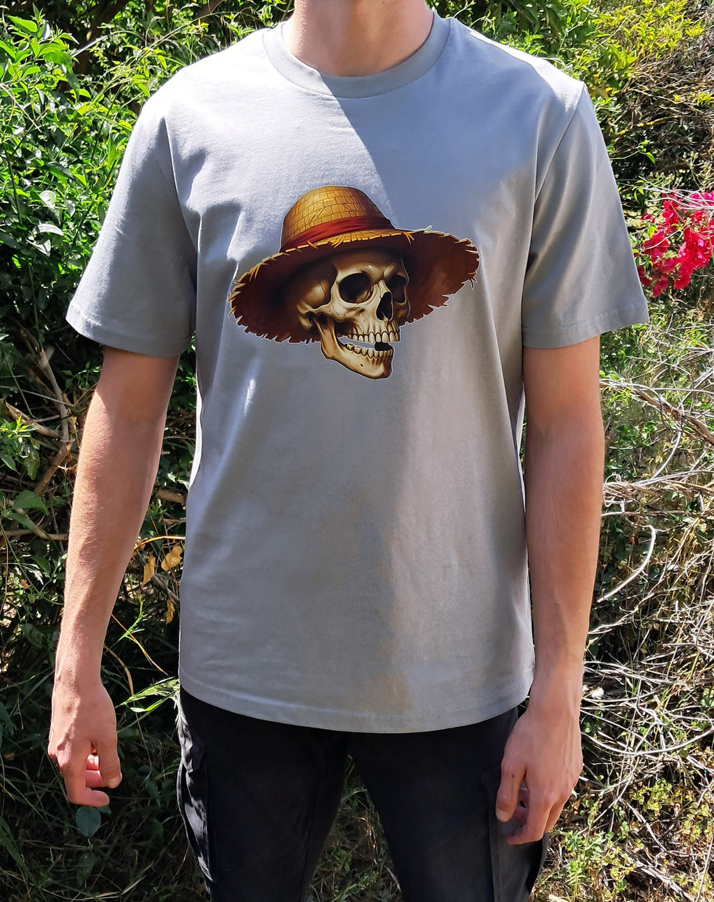 Calavera con Sombrero — Camiseta Premium De Estilo Rural. Algodon Organico.