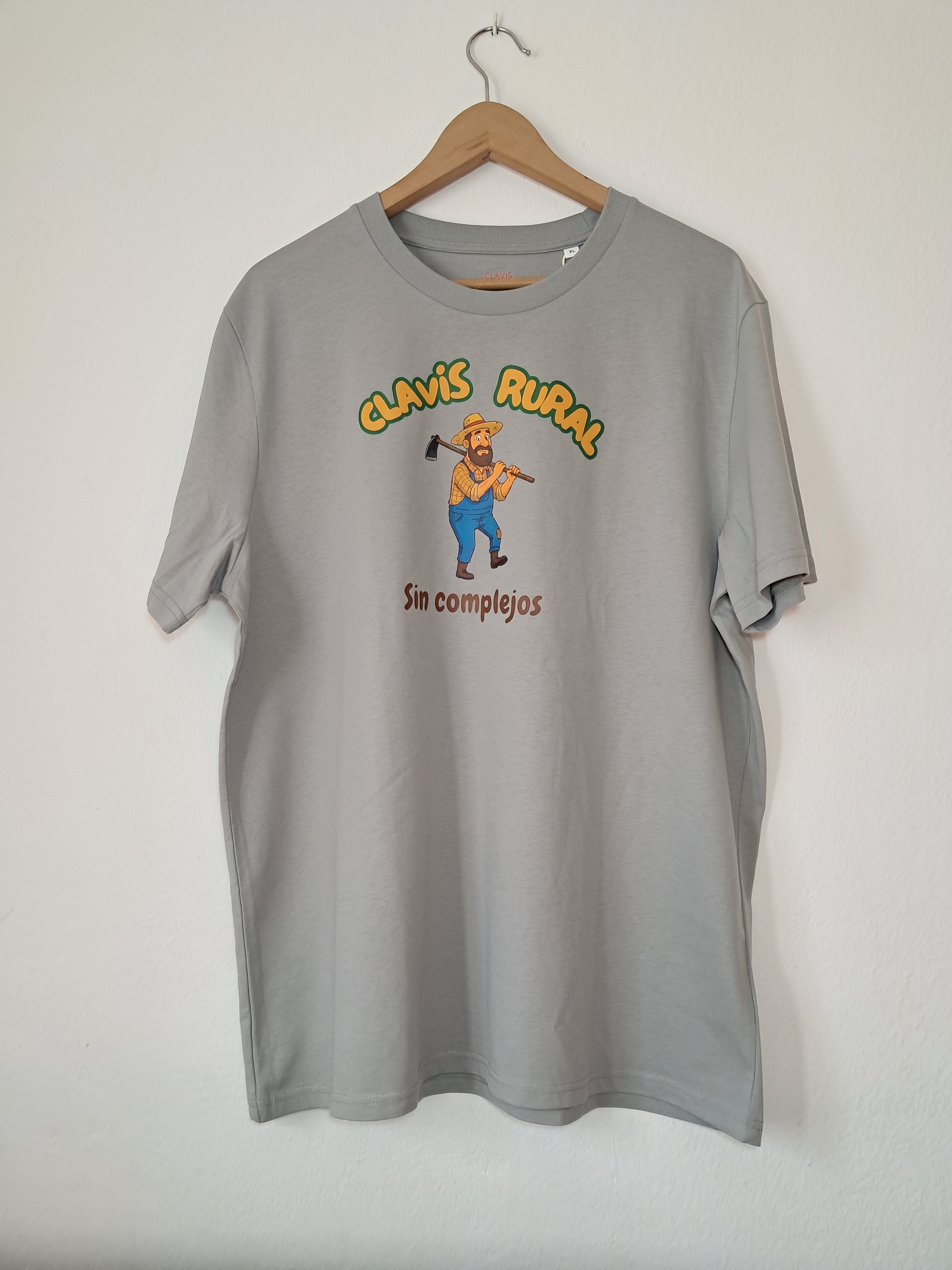 Sin complejos — Camiseta Premium de Diseño Rural. Algodon Organico.